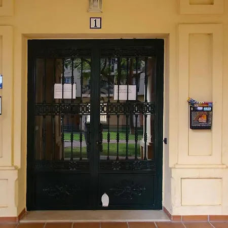 Apartamento De 1 Dormitorio Centro De Estepona Exterior photo